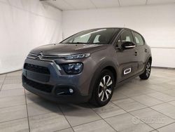 Grigio pastello Usata 2021 Citroën C3 Shine Due volumi | 13.990 € (Molto cara)