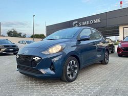Vibrant blue pearl Nuova 2025 Hyundai i10 Due volumi | 15.500 €