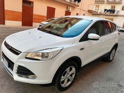 Bianco Usata 2015 Ford Kuga Titanium SUV | 8300 € (Buon prezzo)