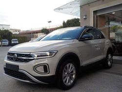 Multicolore(met.) Ny 2025 VW T-Roc Edition SUV | 25.000 € (Super pris)