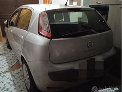Grigio Usata 2010 Fiat Punto Evo Due volumi | 4000 € (Buon prezzo)