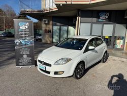 Bianco Usata 2009 Fiat Bravo Due volumi | 4900 € (Molto cara)