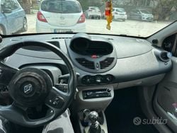 Rosso Usata 2009 Renault Twingo Due volumi | 2500 € (Buon prezzo)