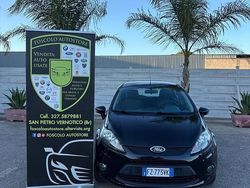 Nero Usata 2009 Ford Fiesta Tre volumi | 3900 € (Buon prezzo)