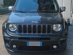 Grigio Usata 2022 Jeep Renegade Limited SUV | 18.400 € (Buon prezzo)