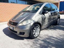 Bronzo Usata 2008 Mercedes A150 Classic Monovolume | 3100 € (Buon prezzo)