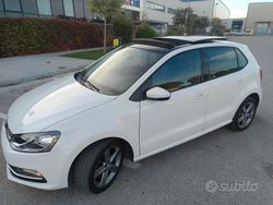 Usata 2014 VW Polo Comfortline Tre volumi | 8200 € (Cara)