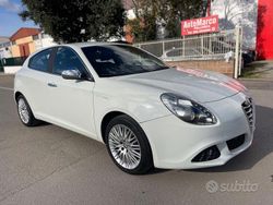 Bianco Usata 2015 Alfa Romeo Giulietta Exclusive Tre volumi | 9500 € (Buon prezzo)