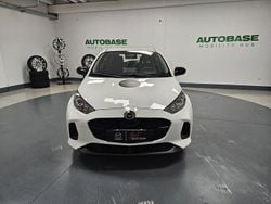 Lunar white Usata 2025 Mazda 2 Prime-Line Tre volumi | 17.900 € (Buon prezzo)