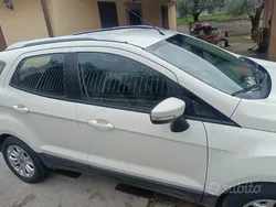 Usata 2015 Ford Ecosport SUV | 9000 € (Buon prezzo)