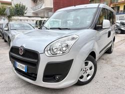 Grigio Usata 2012 Fiat Doblò Monovolume | 3300 € (Buon prezzo)