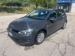 Nessuno(met.) Usata 2014 VW Golf VII Highline Due volumi | 6900 € (Buon prezzo)