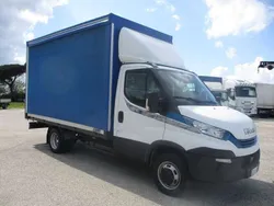 Bianco Usata 2020 Iveco Daily Furgone | 17.500 €
