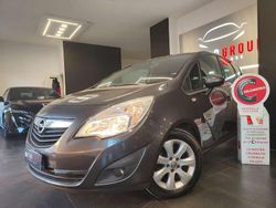 Grigio Usata 2012 Opel Meriva Monovolume | 3990 € (Buon prezzo)