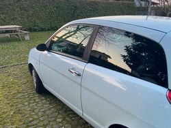 Usata 2005 Lancia Ypsilon Due volumi | 2000 €