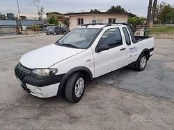 Bianco Usata 2006 Fiat Strada Pick-up | 6500 €