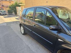 Usata 2007 Renault Scénic II Dynamique Monovolume | 2000 € (Buon prezzo)