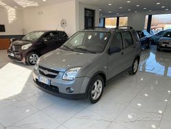 Grigio Usata 2005 Suzuki Ignis Tre volumi | 2990 € (Buon prezzo)