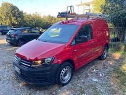 Rosso Usata 2016 VW Caddy Monovolume | 9900 € (Super prezzo)