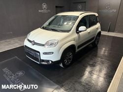 Bianco Usata 2017 Fiat Panda 4x4 Due volumi | 11.900 € (Buon prezzo)
