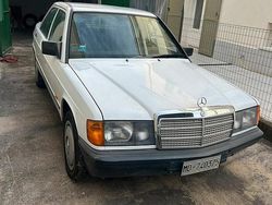 Bianco Usata 1987 Mercedes 190 Tre volumi | 3000 €