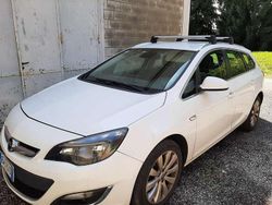 Bianco Usata 2014 Opel Astra Cosmo Station wagon | 6300 € (Buon prezzo)