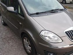 Grigio Usata 2010 Lancia Musa S Monovolume | 3800 € (Buon prezzo)