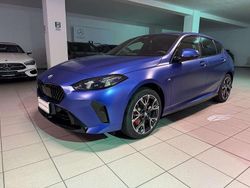 Portimao blue Nuova 2025 BMW 120 M Sport Due volumi | 42.900 € (Cara)