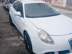 Bianco Usata 2011 Alfa Romeo Giulietta Progression Tre volumi | 2599 € (Super prezzo)