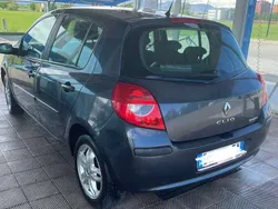 Grigio Usata 2007 Renault Clio III Tre volumi | 2450 €