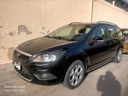 Argento Usata 2011 Ford Focus Station wagon | 3800 € (Buon prezzo)