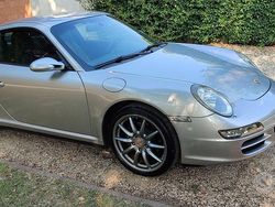Grigio Usata 2006 Porsche 911 Carrera 4 Coupé | 45.900 € (Buon prezzo)