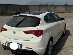 Usata 2010 Alfa Romeo Giulietta Quadrifoglio Due volumi | 6500 € (Cara)
