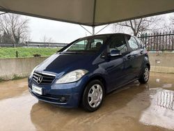 Blu Usata 2011 Mercedes A160 Tre volumi | 3400 € (Ottimo prezzo)