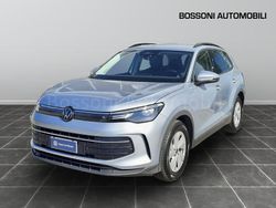 Grigio Usata 2024 VW Tiguan Life SUV | 35.400 € (Cara)