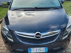 Nero Usata 2013 Opel Zafira Monovolume | 4500 € (Buon prezzo)