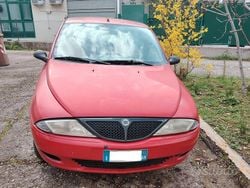 Rosso Usata 2002 Lancia Ypsilon Due volumi | 700 € (Buon prezzo)