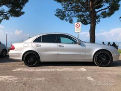 Grigio Usata 2002 Mercedes E320 Tre volumi | 6500 €