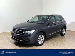 Grigio urano Usata 2023 VW Tiguan Life SUV | 26.590 € (Super prezzo)
