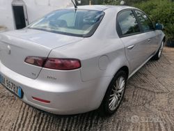 Grigio Usata 2006 Alfa Romeo 159 Tre volumi | 1500 € (Buon prezzo)