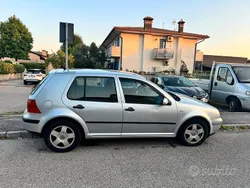 Usata 2004 VW Golf IV Tre volumi | 1600 € (Ottimo prezzo)