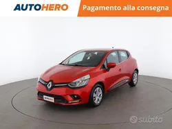 Rosso Usata 2017 Renault Clio IV Zen Tre volumi | 10.399 € (Buon prezzo)