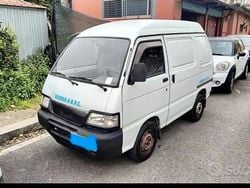 Bianco Usata 2006 Piaggio Porter Tre volumi | 4500 € (Buon prezzo)