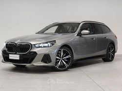 Grigio Usata 2024 BMW 520 Comfort Edition Station wagon | 64.900 € (Buon prezzo)