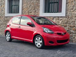 Rosso Usata 2010 Toyota Aygo Sol Due volumi | 4800 € (Cara)