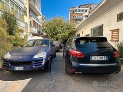 Blu Usata 2011 Porsche Cayenne SUV | 17.000 €