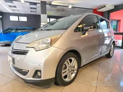 Argento Usata 2012 Toyota Verso-S Active Monovolume | 7500 € (Molto cara)