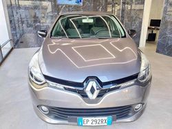 Grigio Usata 2012 Renault Clio IV Dynamique Tre volumi | 5999 € (Buon prezzo)