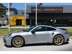 Argento(met.) Usata 2023 Porsche 911 Turbo Coupé | 239.999 €