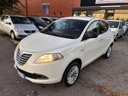 Bianco Usata 2013 Lancia Ypsilon Platinum Due volumi | 4900 € (Buon prezzo)